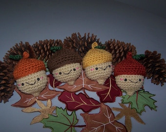 Amigurumi Crochet Acorn, Stuffed Plush, Smiley Face, Fall Harevest Decor, Autumn Decor, Wreath Decor