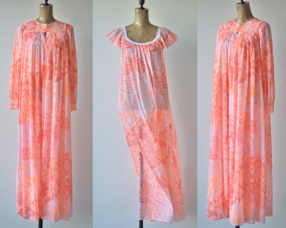 60s Vintage VIBRANT BOTANICAL PEIGNOIR set Marc by