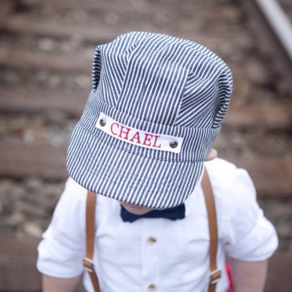 Gepersonaliseerde trein hoed trein conducteur kostuum Halloween kostuum trein ingenieur hoed aangepaste kinderhoed jongens trein hoed peuter jongen trein verjaardag