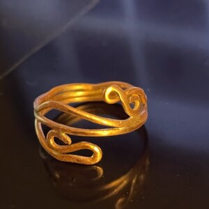 Eleganti vortici: anello in rame fatto a mano. Anelli eleganti, regali per lei, regali di compleanno, regali per la fidanzata, anelli per donna, gioielli in rame