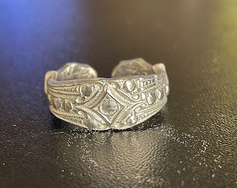 Cast Pewter Ring Size 7