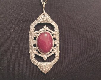 Handcrafted Dyed Purple Jade Pendant Necklace for Woman, Jewelry Gifts for Her