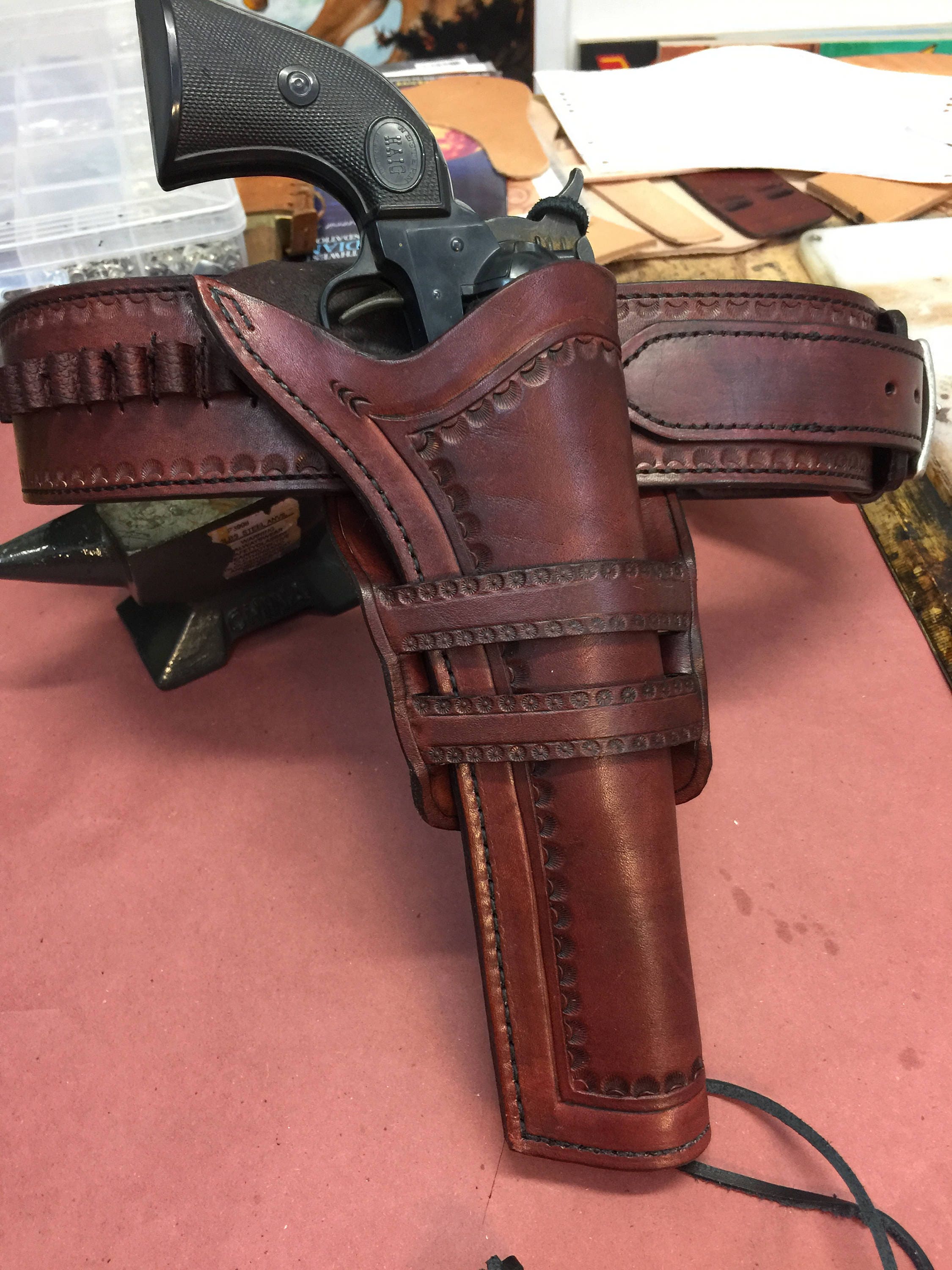 Cowboy Gun and Holster Set Cowboy Gun and Holster Set
