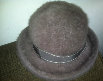 Vntg Womans KANGOL Soft ANGORA Bucket Warm Hat~ ESTATE Find