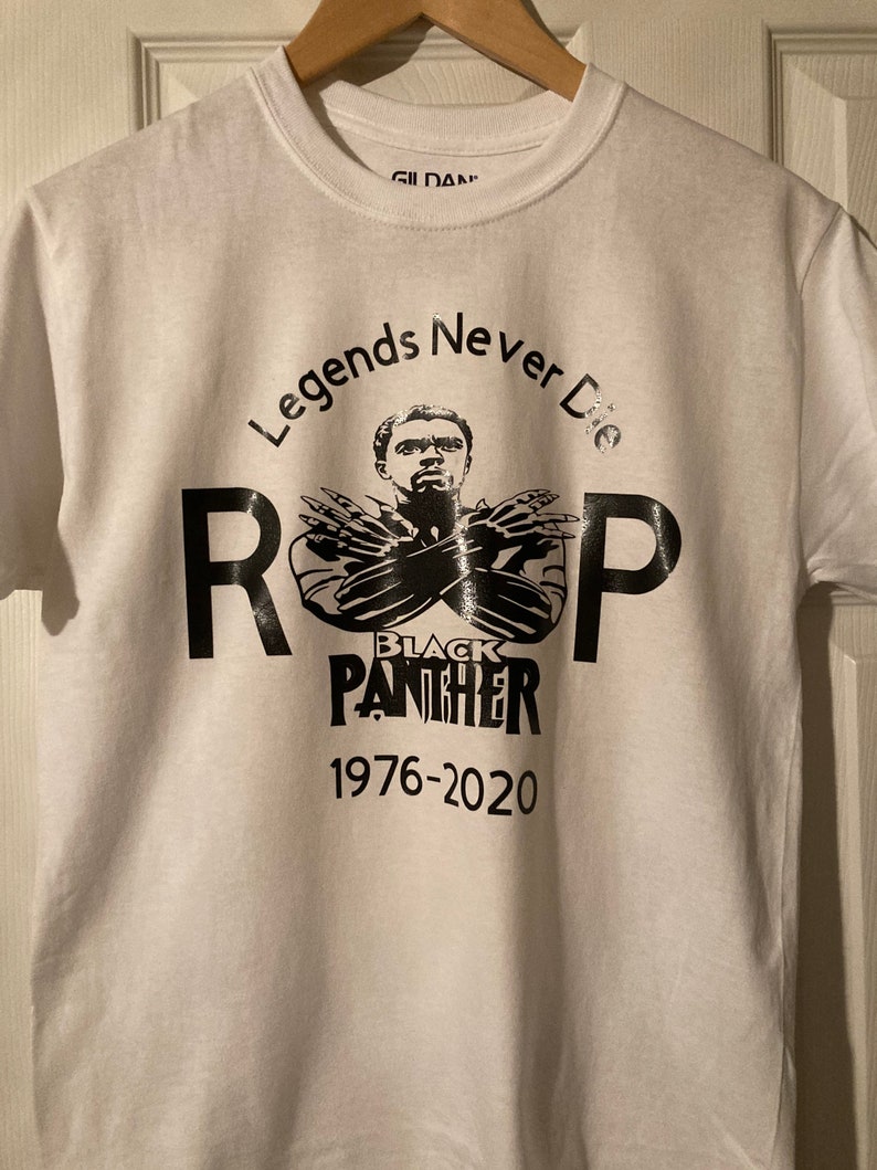 Chadwick Boseman Legends never die RIP Black Panther tee