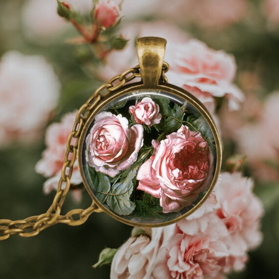Pink Roses Necklace Renaissance Flower Jewelry Romantic Gift Botanical Jewelry Gardener Gift June Birthday Flower Dutch Painting Etsy