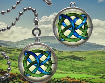 FAN PULL - Light Pull - Celtic Lamp Chain - Irish Home Decor - St Patricks Day - Faux Stained Glass Celtic Symbol - Blue and Green