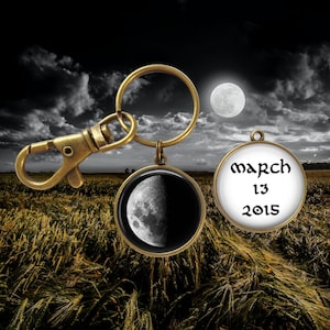 BIRTH DATE Moon Keychain - Lunar Jewelry - Moon Key Ring - Sobriety Date - Custom Moon Phase - Birth Moon Key Ring - Birthday Moon Gift