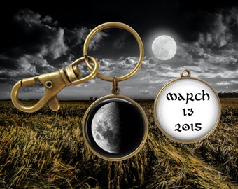 BIRTH DATE Moon Keychain - Lunar Jewelry - Moon Key Ring - Sobriety Date - Custom Moon Phase - Birth Moon Key Ring - Birthday Moon Gift