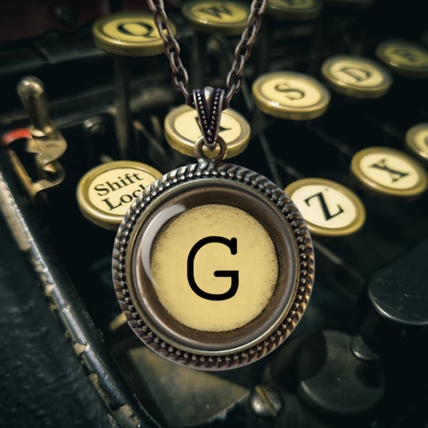 IMAGE de clé de machine à écrire vintage PERSONNALISÉE Initiale ou bijoux numérotés - Choisissez votre initiale - Collier monogramme - Pendentif clé de machine à écrire