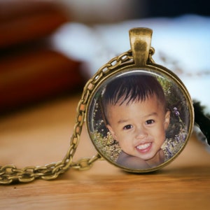 CUSTOM PICTURE JEWELRY - Your Own Photo - Personalized Customized Jewelry - Photo Pendant - Photo Necklace - Your photo custom