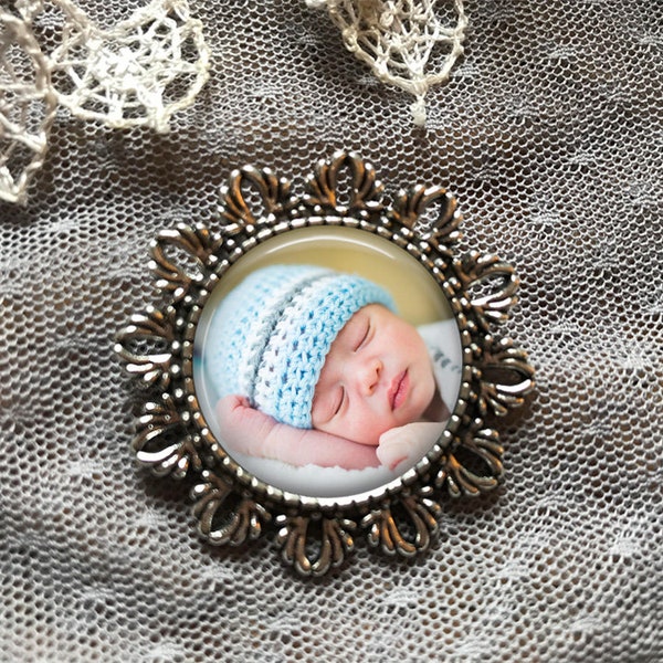 Grandmother BROOCH - Baby Photo Brooch Pin - Great Grandmother Gift - NICU - New Baby Picture - Grandma Brooch Pin - Nana Gift - Nonna Pin