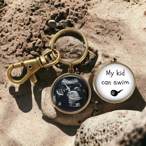 Father to Be Gift - Baby Sonogram Key Chain - Funny Daddy to Be - Dad to Be - My Kid Can Swim - Sperm Keychain - Expecting Father Gift