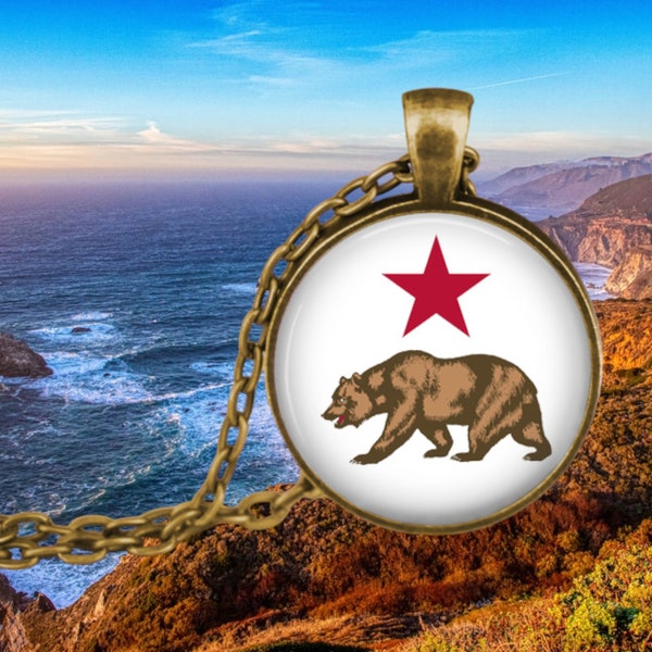 CALIFORNIA Bear Flag Necklace - Golden Bear - Californian Gifts - Golden State - San Francisco - Los Angeles - San Diego - Mendocino Coast