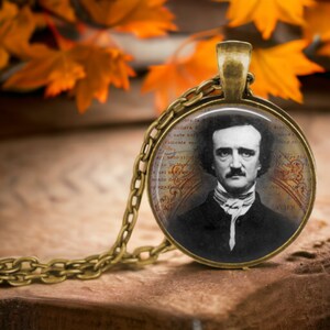 Edgar Allan Poe Portrait Jewelry - Poe Pendant Necklace - Gift sfor Readers - American Literature - Literary Gift