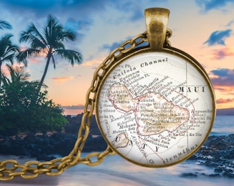 Maui Hawaii Vintage Map Jewelry - Lahaina - Tropical Vacation Spot - Hawaiian Islands - Travel Jewelry - Polynesia