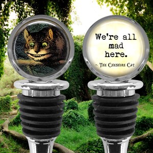 Cheshire Cat Wine Stopper: Alice in Wonderland Bottle Decor