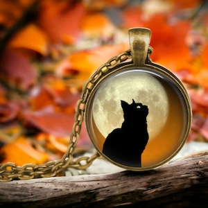 Black Cat Moon Pendant Necklace - Halloween Cat Jewelry - Black Cat Profile Full Moon - Witch Jewelry - Cat Lover Gift