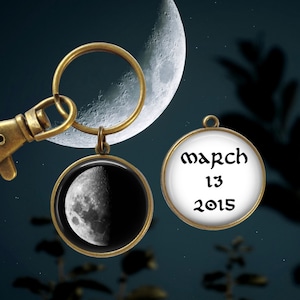 Lunar Phase - Your Birth Moon Key Ring Keychain - Lunar Jewelry - Moon Key Ring - Personalized Gift - Custom Moon Phase Jewelry