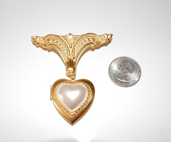 Vintage Custom Gold Pearl Heart Pin Locket - image 2