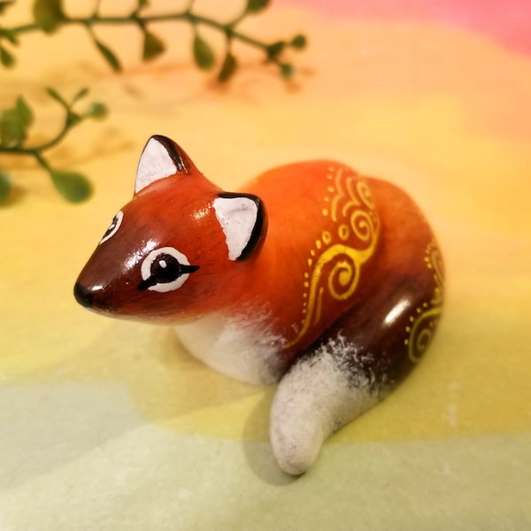 Autumn Fox - Resin Cast Figurine (2 in.)