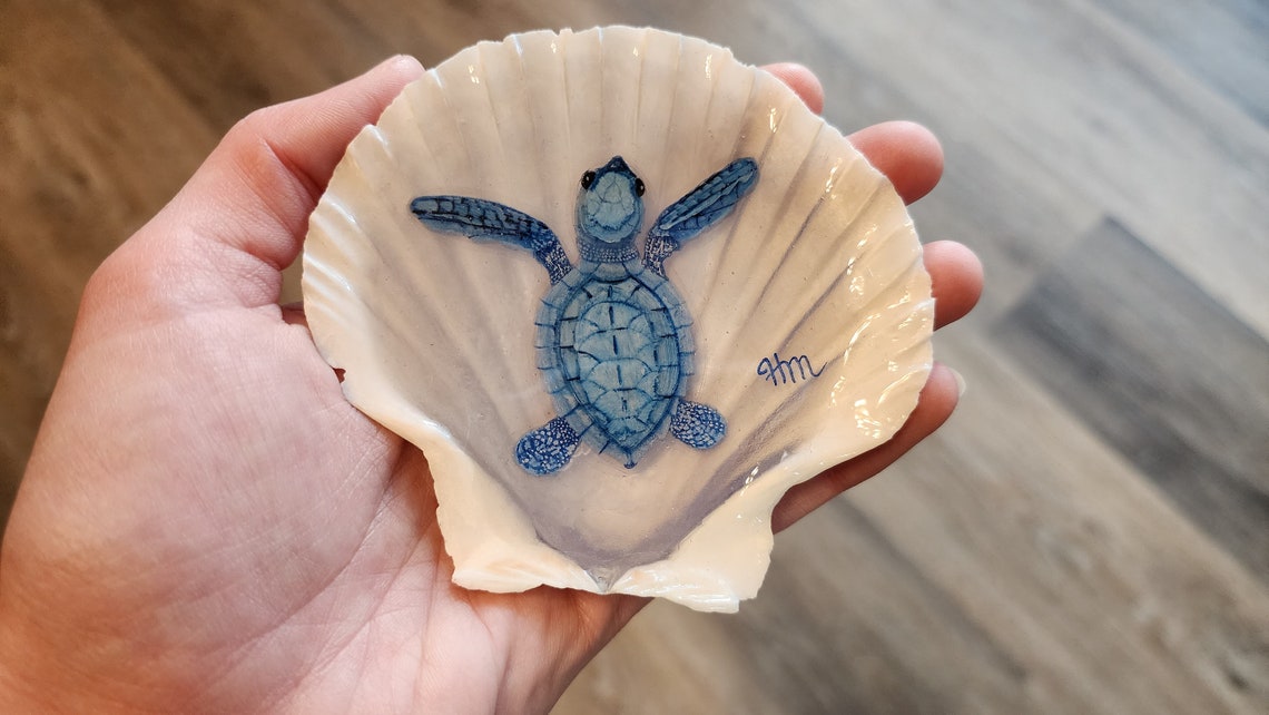 Blue turtle hatchling 3D Resin Art