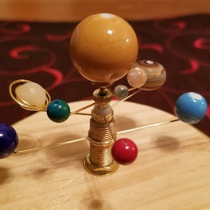 Small Solar System Mechanical Orrery image 1