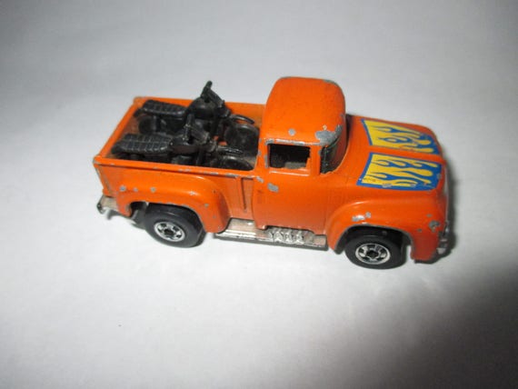 1973 hot wheels truck with motorcycles