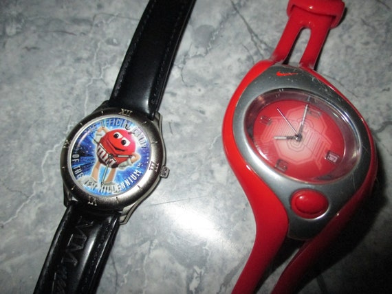 Uno dejó relojes antiguos Reloj OSU reloj M & M - Etsy México