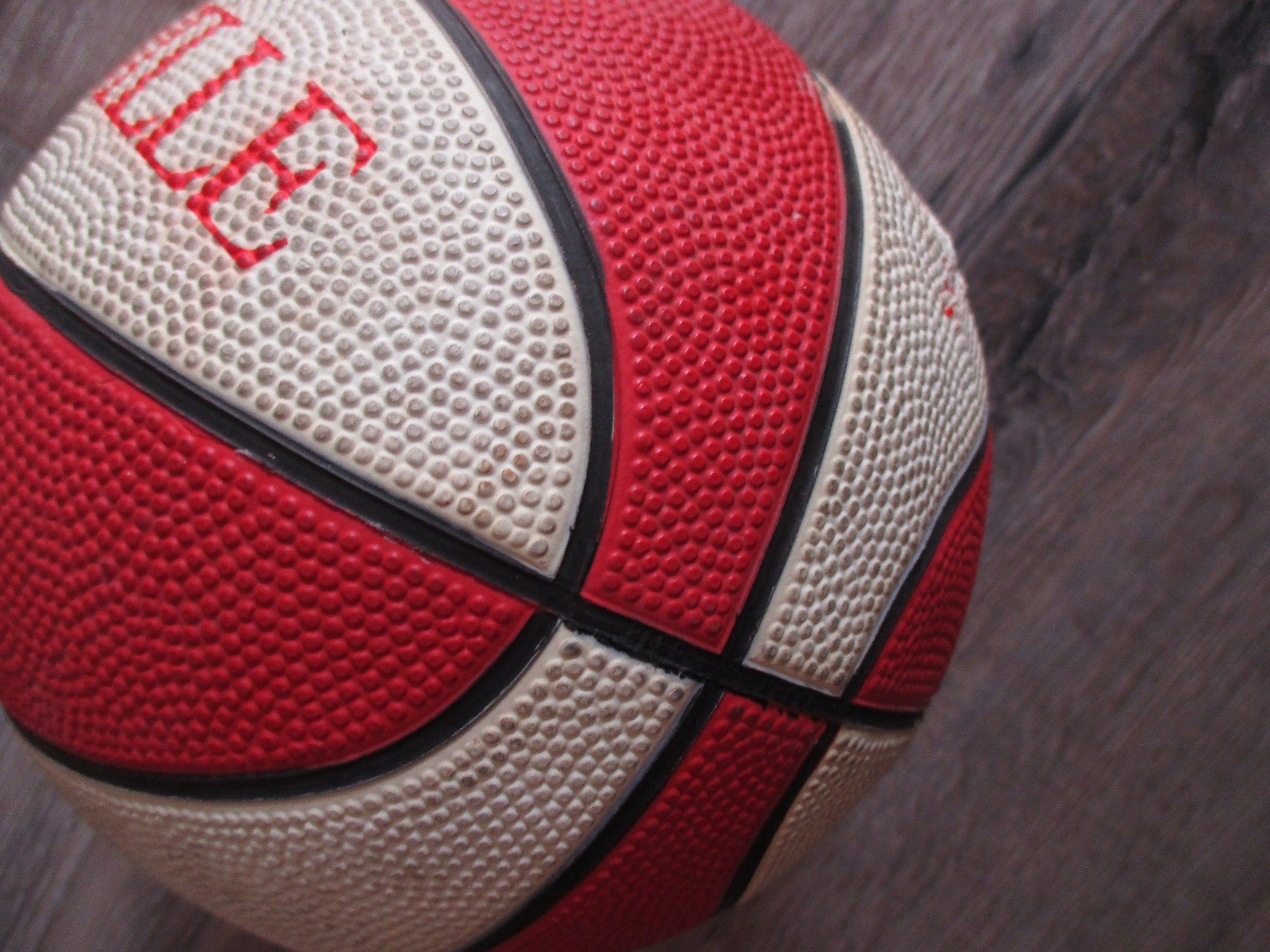 2 VINTAGE mini University of Louisville Cardinals basketballs Etsy.de