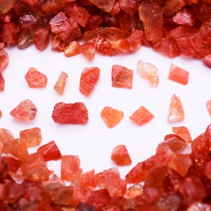 Flashy Raw Sunstone Rough , Rough Sunstone , Crystal Gift , Calming & Healing Energy , Genuine SunStone Rough For Jewelry , Birthday Gift