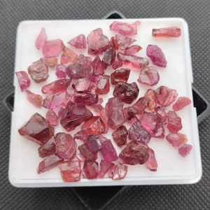 Natural Rhodolite Garnet Genuine Rough Gemstone Rhodolite Loose Gemstone Rough Gemstone, Size - 4-8mm, Good Quality Rough Birthstone 50 pcs