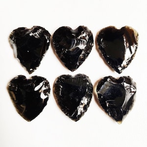 Obsidian Heart, Obsidian Crystal Moon, Black Obsidian Heart Crystal, Carving Metaphysical Glass Heart Healing Crystal for Jewelry Makinga