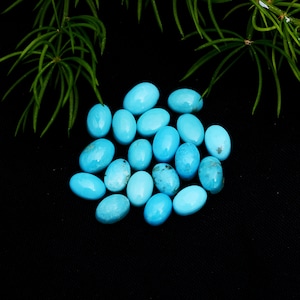 Cabochon di turchese naturale di qualità AAA, pietra preziosa ovale calibrata con retro piatto disponibile in dimensioni calibrate 6 x 4 mm, Cabochon all'ingrosso, 1 pezzo