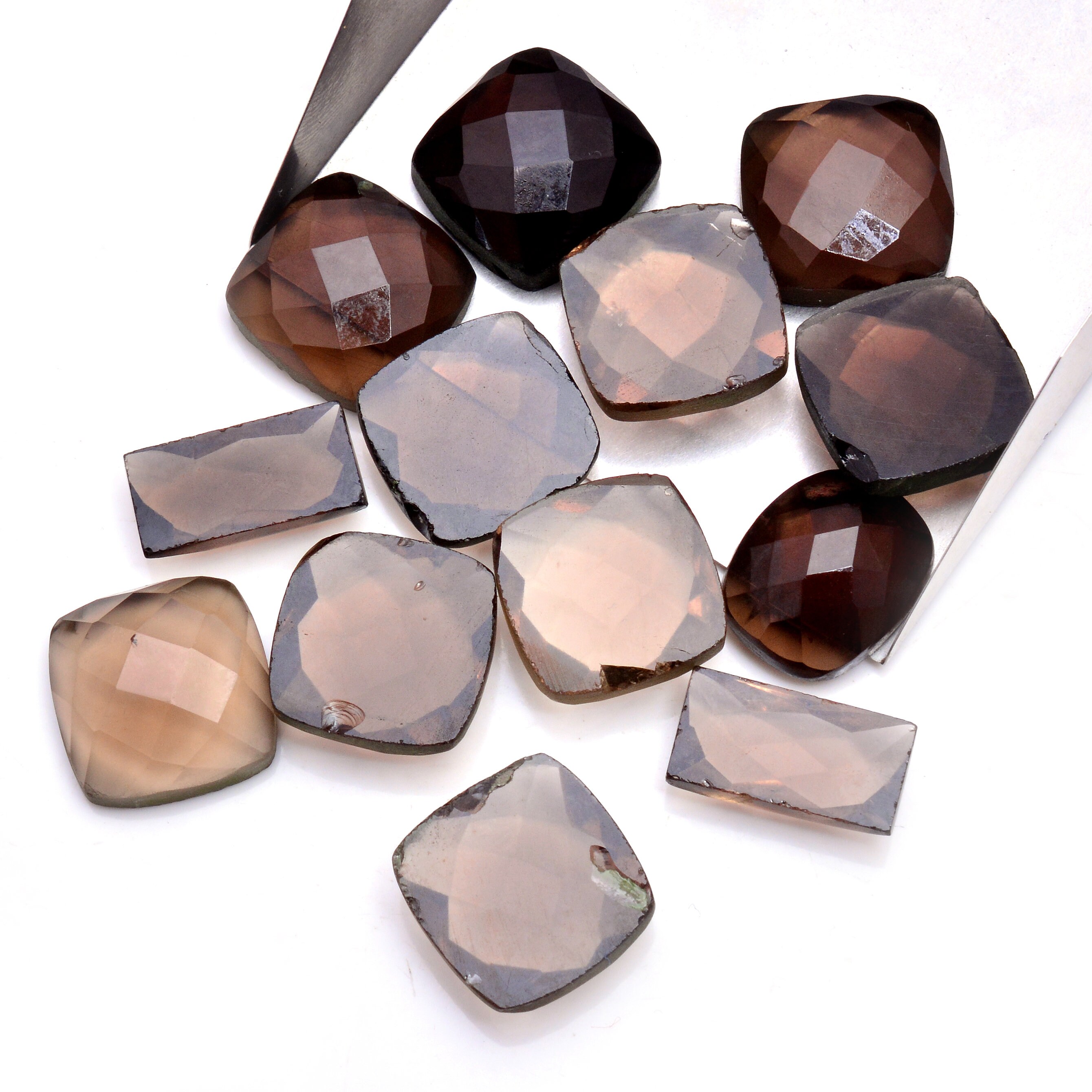 AAA スモーキークォーツ宝石 | 15 x 15 mm ファセットクッション