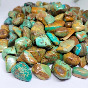 Caída de turquesa natural - Caída de pepitas pulidas- Guijarro pulido turquesa verde y azul para curar 4 piezas