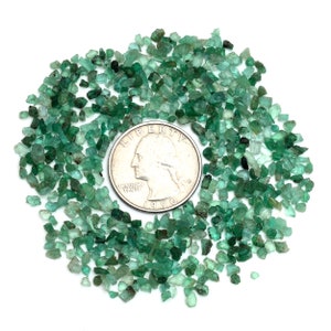 25 pieces AAA Raw Emerald , Rough Emerald , Very tiny 2-4mm Approx Rough Gemstone , Emerald Crystal , Emerald Healing , Emerald For Jewelry