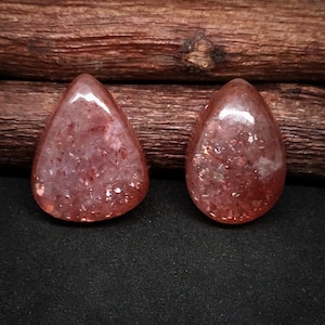 Pierres précieuses naturelles de pierre de soleil de feu en or - Paire de cabochons de haute qualité en pierre de soleil et poire - Cabochon de pierre de soleil à dos plat en cristal de pierre de soleil pour bijoux