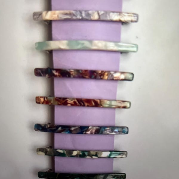 A Pair of Slender hair clip/barrette suitable for fine hair
