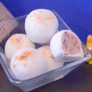 Butterfinger Cake Bites, Candy Bar Dessert, Custom Cake Balls