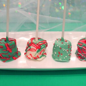 Christmas Chocolate Dipped Marshmallow Pops – 1 Dozen