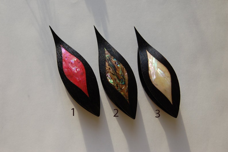 Wooden Tatting Shuttle Hand Made in Black Wood With Pick /& MOP Inlay