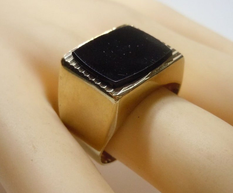 8K Gold ring ART DECO with onyx round 1930