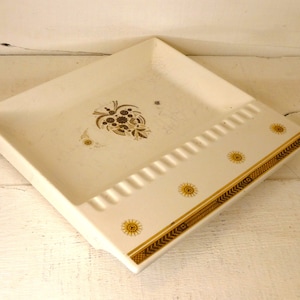 Halverwege de eeuw moderne MCM Georges Briard wit-gouden asbak Midas van Hyalyn-porselein