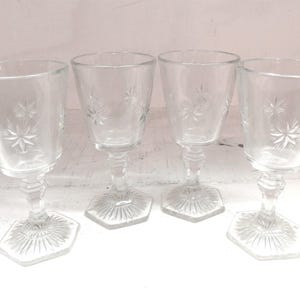 Vintage liquor glasses - cordial stemware with embossed starburst design- set of 4