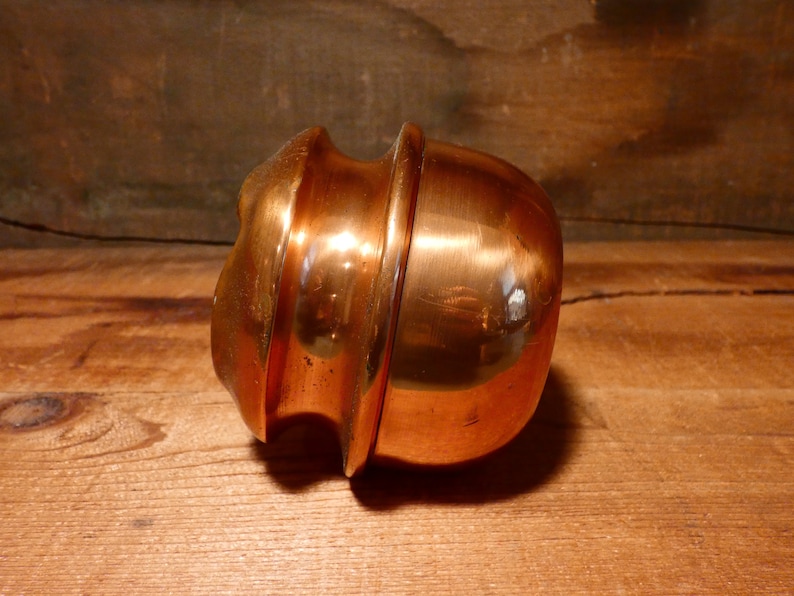 Vintage copper spittoon ashtray