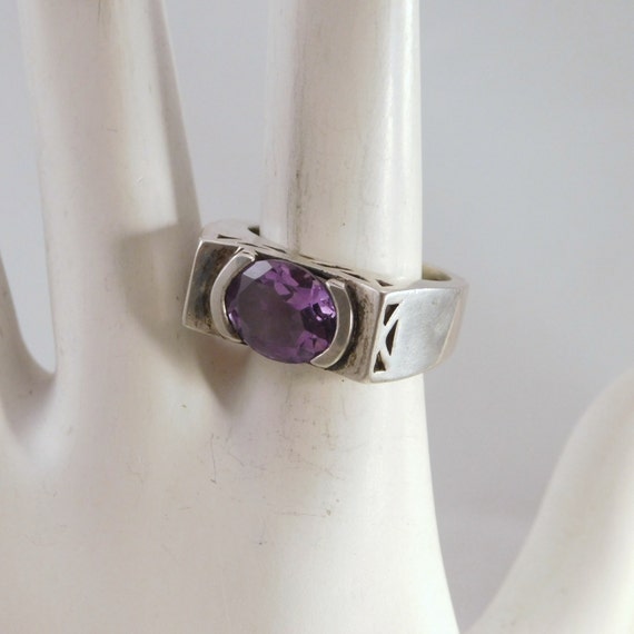 Amethyst Ring 1.2 Carats Sterling Silver 1980s Si… - image 6