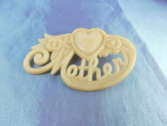 Carved Bakelite Mother Brooch Pin Butterscotch Te… - image 8