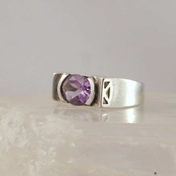 Amethyst Ring 1.2 Carats Sterling Silver 1980s Si… - image 5