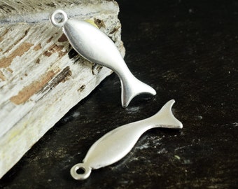 Fish Pendant, Antique Silver Fish Pendant 35x12mm,  Double Sided Metal Pendant, Metal Casting, Antique silver finish, 1 piece